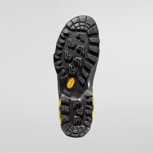 La Sportiva TXS: Туристически обувки, на които може да се доверите.