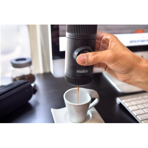 Portable espresso machine Wacaco Nanopresso Classic + NS Adapter