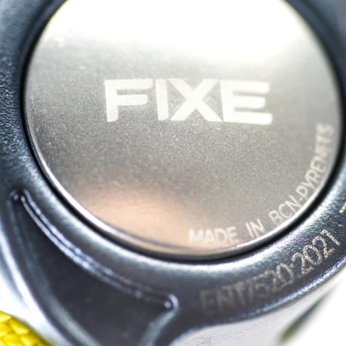 Fixe Manso: Регулируем осигурителен ремък за прецизност и безопасност