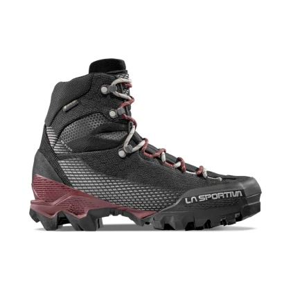 Дамски туристически обувки Aequilibrium ST Redwood WS GTX