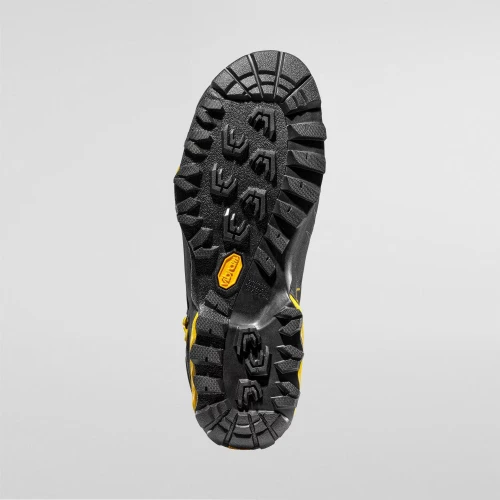 La Sportiva TX5 GTX: Издръжливи и универсални туристически обувки.